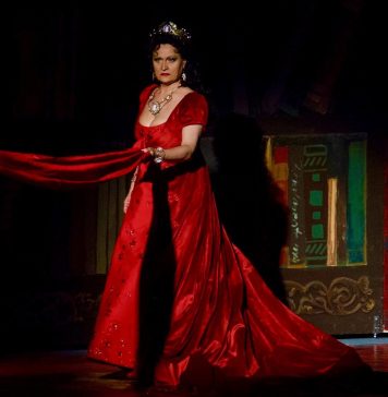 Iulia Isaev, solista Operei Naţionale Bucureşti, a cântat în Tosca la Metropolitan Opera din New York