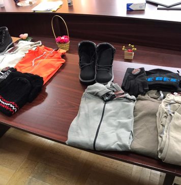 Sectorul 5: Îmbrăcăminte și încălțăminte, kit-uri de igienă, prin Proiectul `Fii Competitiv – Organizat – Orientat – Lucrativ`