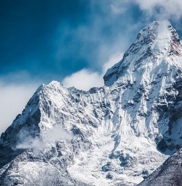 Avertisment de avalanșe în Munţii Făgăraş şi Bucegi