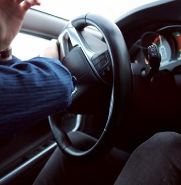 Agresivitatea la volan poate fi contagioasă. Șoferii care sunt violenți în trafic îi pot influența și pe ceilalți