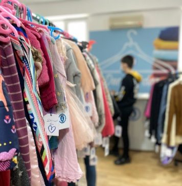 S-a deschis primul magazin GRATUIT pentru persoanele defavorizate din orașul Pantelimon