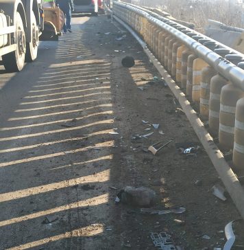 Angajat al CNAIR, lovit de o mașină când curăța drumul după un accident rutier – FOTO