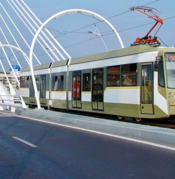 VIDEO/ Un tramvai a mers vineri prin București pe traseul Liniei 1, dar vatmanul nu a oprit în stații