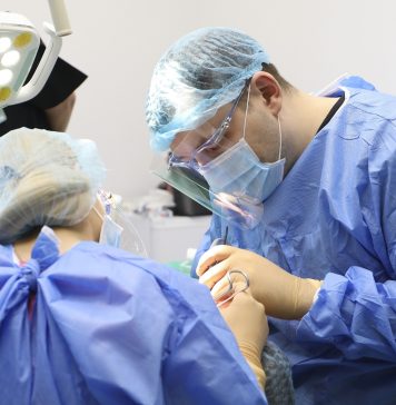 Peste 33% din părinți nu-și duc copiii la dentist, cel mai mare procent înregistrat în ultimii patru ani – INFOGRAFIC