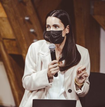 Clotilde Armand anunţă investiţii în digitalizare: ”Am preluat o primărie aflată în haos informatic”