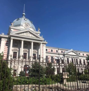 Focare de COVID în nouă spitale din București. Cele mai multe cazuri, la asistente și infirmiere