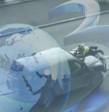 Șoferul din București care a mers un kilometru cu un biciclist pe capotă a fost reținut – VIDEO