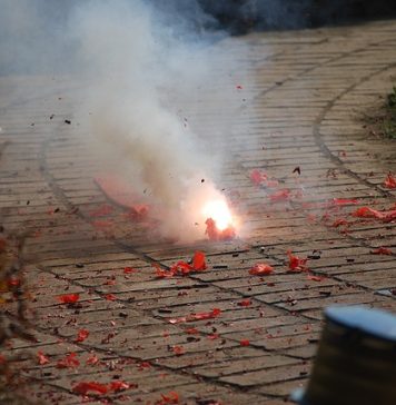 Camerele de gardă din Capitală, aglomerate cu copii răniți de petarde. „Au venit cu răni ale mâinilor, cu amputații de degete”