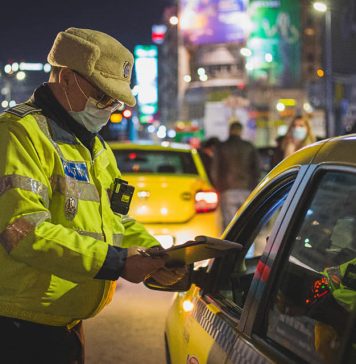 Bărbat acuzat că a furat o mașină din Sectorul 1 și a condus-o fără permis, reținut