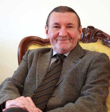 A murit directorul general interimar al Teatrului Naţional, Ioan Onisei