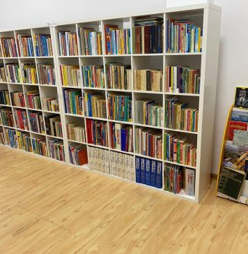 Primăria Bucureşti inaugurează primul centru de lectură pentru seniori