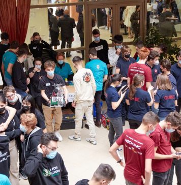 Primăria Sectorului 2 a găzduit competiția națională de robotică DEMO QUBE – GALERIE FOTO