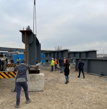 Cum au evoluat lucrările la Pasajul Berceni. Toate elementele componente ale tablierului metalic au fost aduse în șantier – FOTO