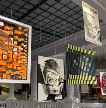 „Antropart”, expoziţie de artă textilă deschisă la Muzeul „Antipa”