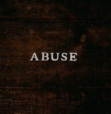 Ambasada Spaniei în București organizează o masa rotundă cu tema „Traficul de fiinţe umane”