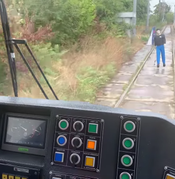 STB SA testează un sistem de asistență pentru conducătorii de tramvaie. Cum funcționează- VIDEO