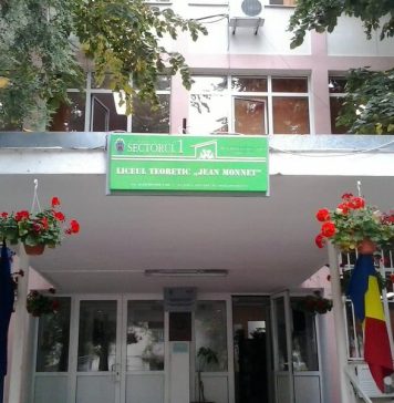 Scandal cu topoare în București. Bătăușii au luat cu asalt poarta de la „Jean Monnet”