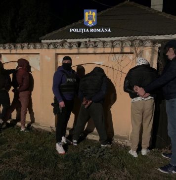O grupare specializată în furturi din locuinţe a fost destructurată de polițiștii ilfoveni