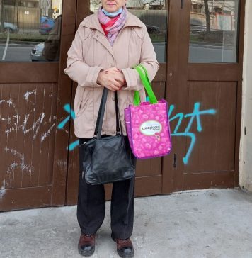 O geantă cu peste 5.000 lei, uitată într-un autobuz, găsită de un polițist local din Sectorul 2