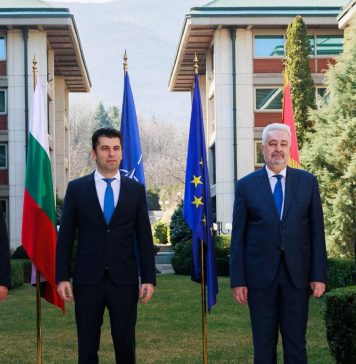 Ciucă a discutat cu omologul bulgar mai multe propuneri pentru realizarea infrastructurii rutiere și feroviare