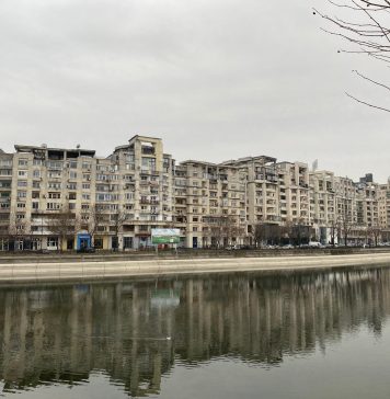 Ministerul Sănătăţii anunță 1.271 de cazuri noi de COVID-19 în Capitală