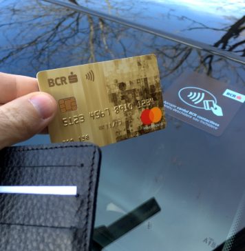 Clienţii unei bănci din România, ţinta unui atac cibernetic