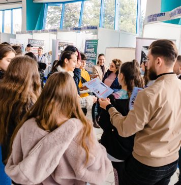 Târgul de Meserii pentru Învăţământul Dual, la Circul Metropolitan Bucureşti