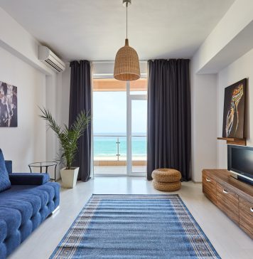 Rezident lansează programul „Litoralul pentru toţi”, cu nopţi de cazare gratuite în pachetele de vacanţă