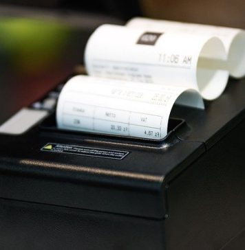 Profesorii care dau meditații sunt obligați să aibă casă de marca