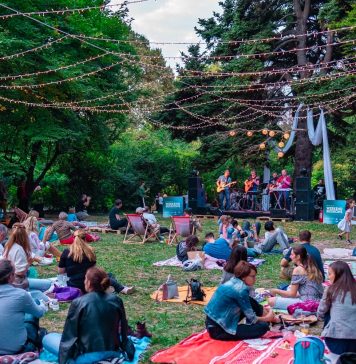 Se reiau weekendurile cu spectacole la Grădina Botanică din București