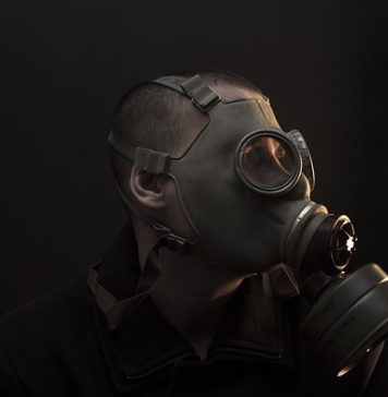 Camera Deputaților cumpără 600 de măști de gaze