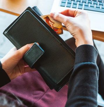 Ministrul Budăi așteaptă de la colegii din Guvern soluții pentru „problema pensiilor speciale”