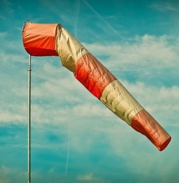 Cod galben de vânt puternic în zone din nouă judeţe, inclusiv Ilfov