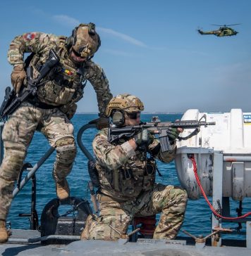 Peste 800 de militari români şi străini participă la exerciţii organizate de Forţele pentru Operaţii Speciale