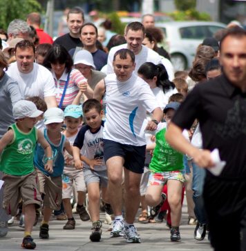 Campionii sănătății aleargă pentru terapia copiilor cu autism