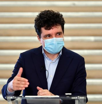 Nicușor Dan: Primăria Capitalei va preda Sectorului 3 execuția mai multor săli de sport