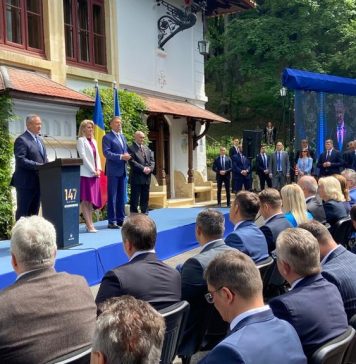 Nicolae Ciucă, la aniversarea PNL: ”A fi liberal înseamnă o trăsătură de caracter și un mod de viață”