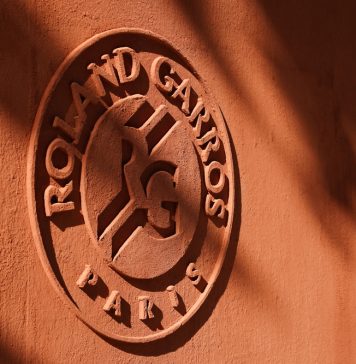 Nadal şi Djokovic s-au calificat fără probleme în turul al treilea la Roland Garros