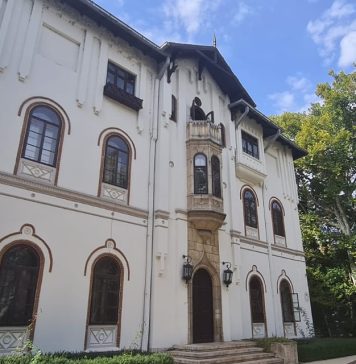 Palatul Știrbey de la Buftea, scos la vânzare. Suma pentru care poate fi achiziționat