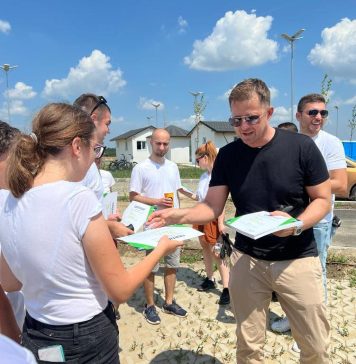 Hubert Thuma, alături de tinerii liberali din Ilfov la o acțiune de ecologizare – FOTO