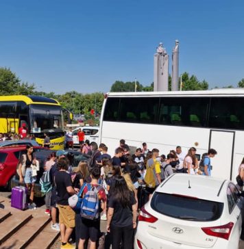 PMB: Peste 1.000 de elevi bucureșteni vor merge în tabere la Marea Neagră, în această vară