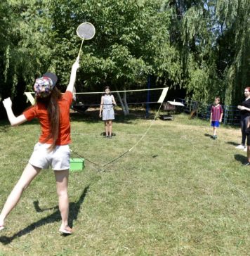 Taberele copiilor pot fi plătite cu voucherele de vacanţă acordate părinţilor