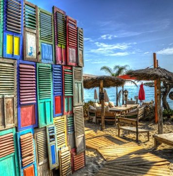 O notă de plată de pe litoral a devenit virală. Cât costă două cafele, un suc, o bere și două pizza în Mamaia