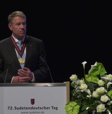 Preşedintele Klaus Iohannis a primit Premiul European Carol al IV-lea al Asociaţiei Germanilor Sudeţi pentru anul 2020 – VIDEO