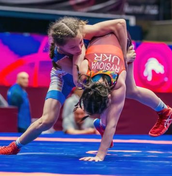 Lupte: Alexandra Voiculescu şi Sabina Petrache se vor bate pentru aur la Europenele U17