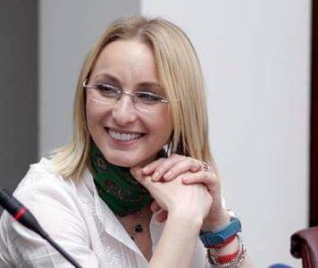 Gabriela Szabo l-a dat în judecată pe Nicușor Dan