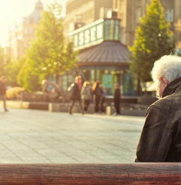 Guvernul adoptă joi OUG prin care acordă 700 de lei pensionarilor cu pensii mai mici de 2000 de lei