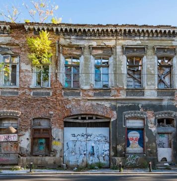 Consolidare antiseismică în ritm de melc, în Capitală. Cinci expertize într-un an și doar la o singură clădire au început lucrările