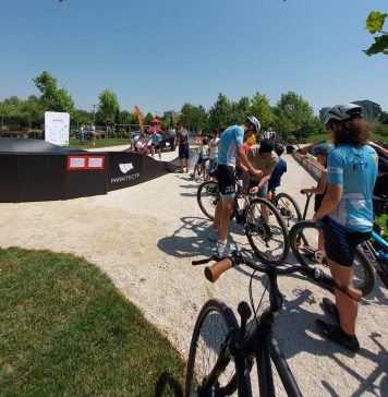 Pistă pumptrack de 42 de metri, inaugurată în cartierul Brâncuşi, Sectorul 6 – FOTO
