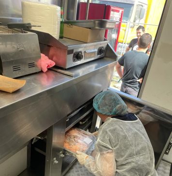 ANSVSA, controale la cei care vând produse alimentare la Festivalul Neversea